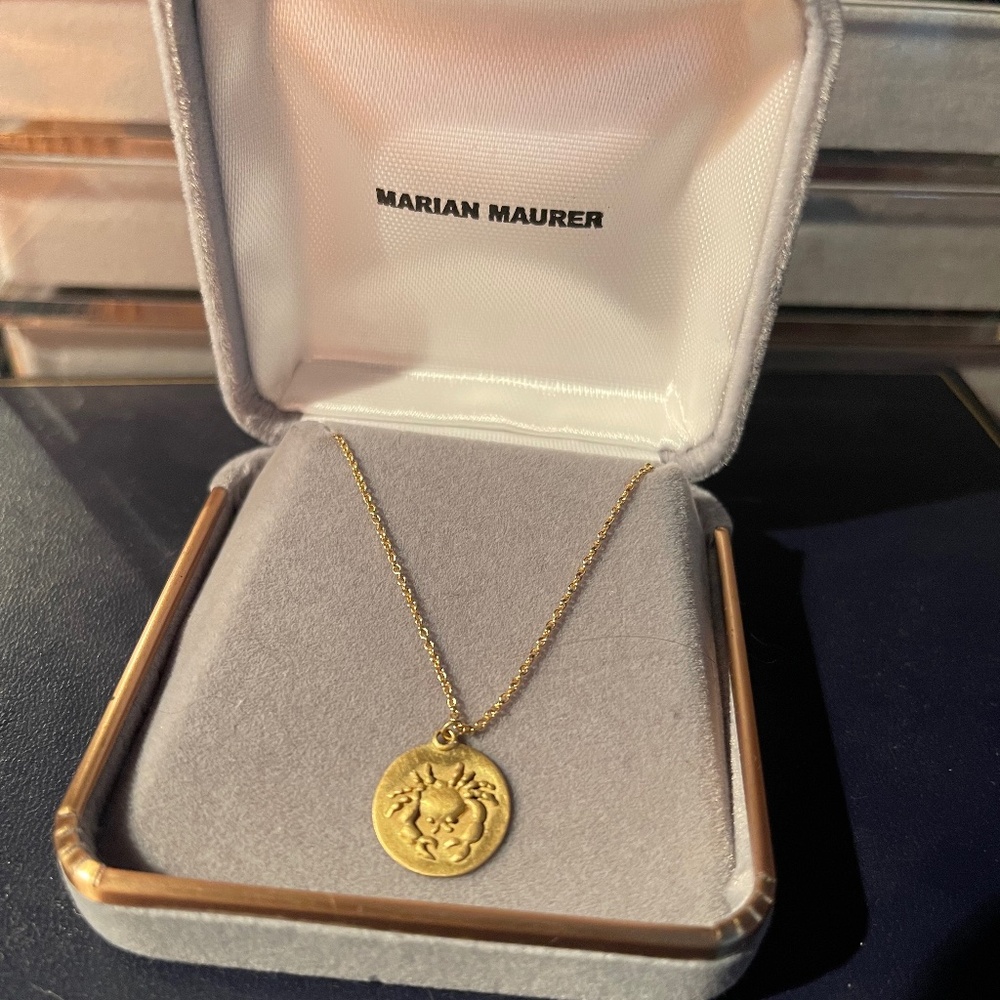 Marian Maurer 18k Gold Cancer Necklace Crab 18”